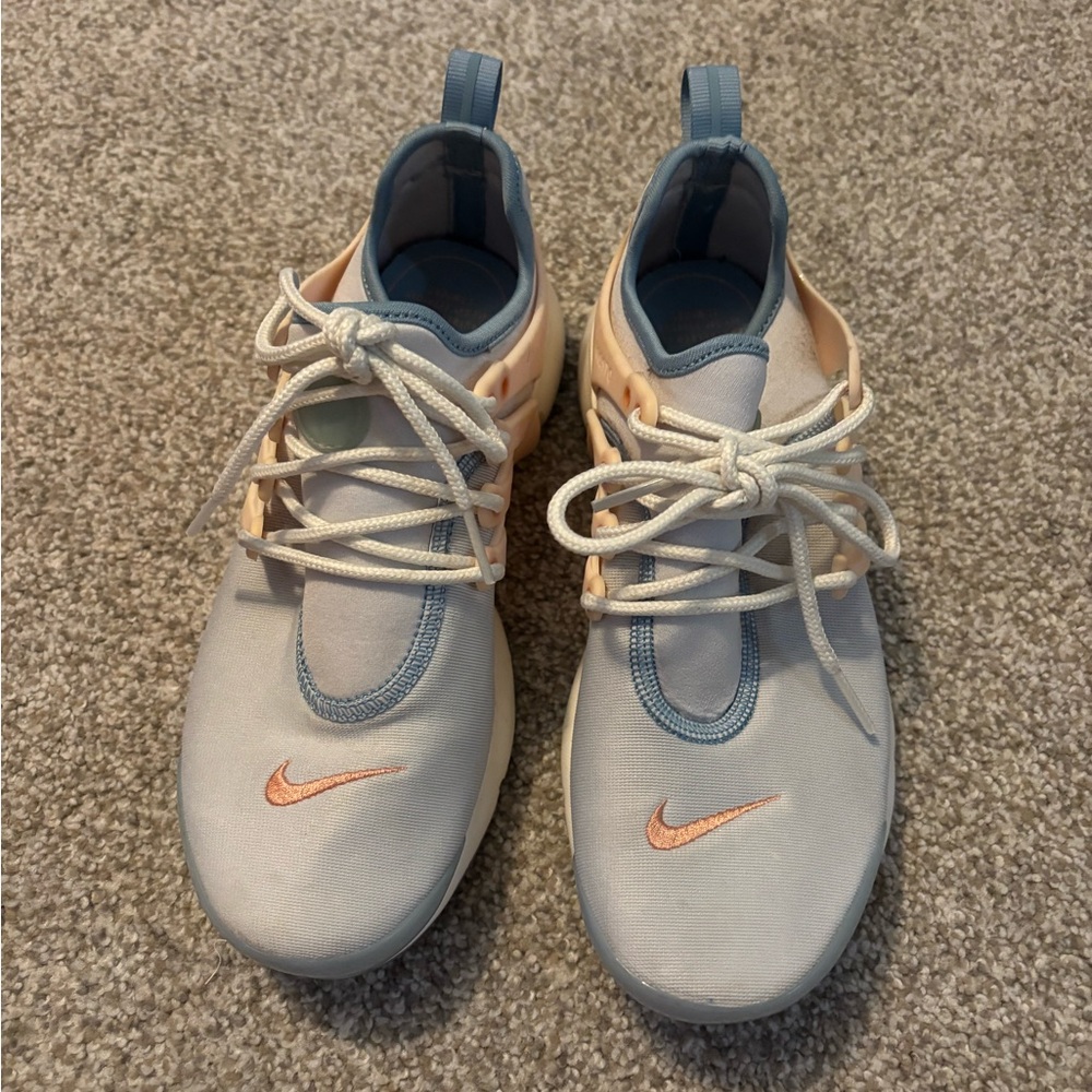 Nike Athletic Shoes in Light Blue and Peach
